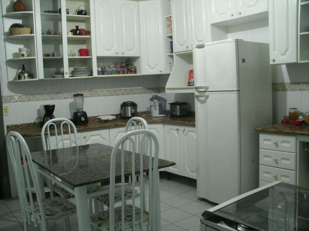 Itagua Guest House Ubatuba Buitenkant foto